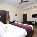 Hotel O Siddharth Villa